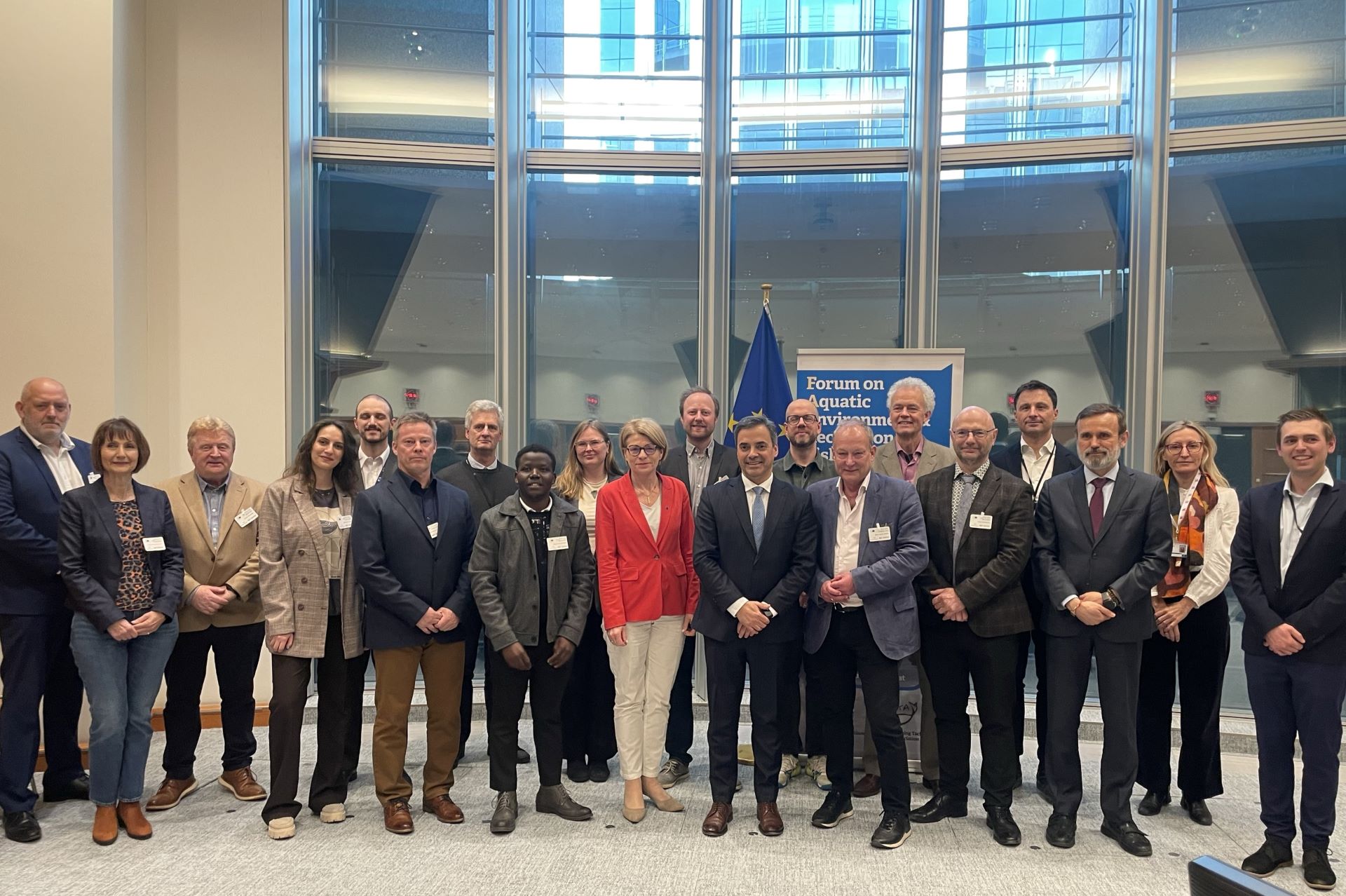 Einige der Teilnehmer der Veranstaltung „EU Fisheries Policies reviewed: Recognising the socio-economic importance of recreational Fisheries“ am 08. April 2025 im Europäischen Parlament in Brüssel.