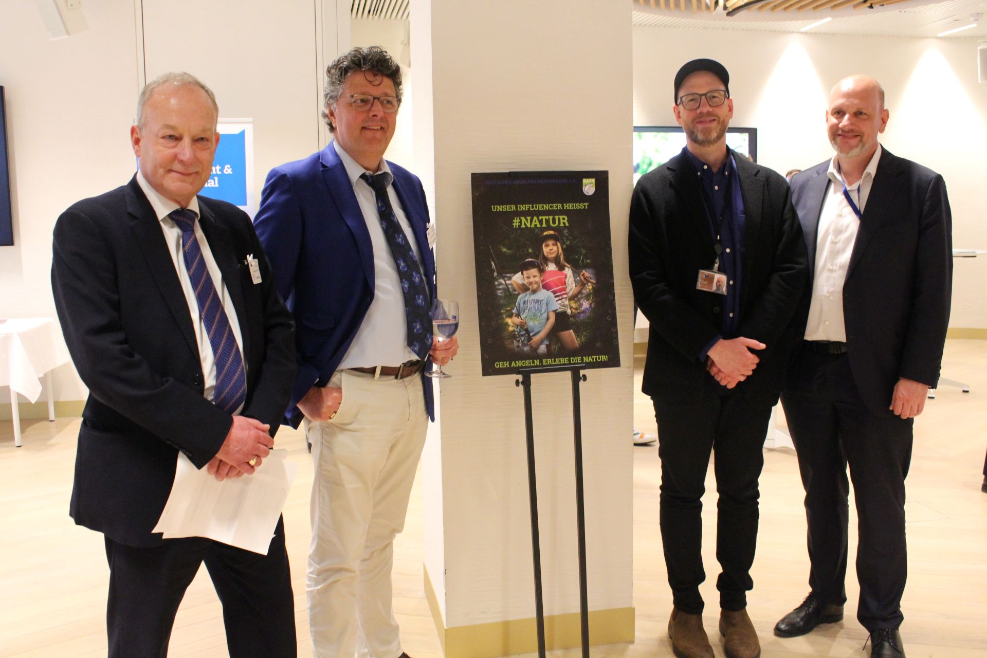 (v.l.n.r.) Marc Owen (Präsident EAA), Gerard Bakkenes (Präsident EFTTA), Folrian Stein (DAFV, Fachbereich für Europaarbeit) und Niclas Herbst (MEP, EVP Deutschland)